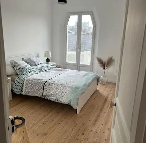 Hyper-centre Proche Et Marche לה פוליגן